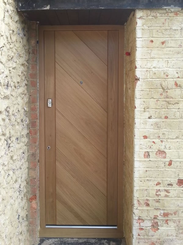 Secure oak entrance door