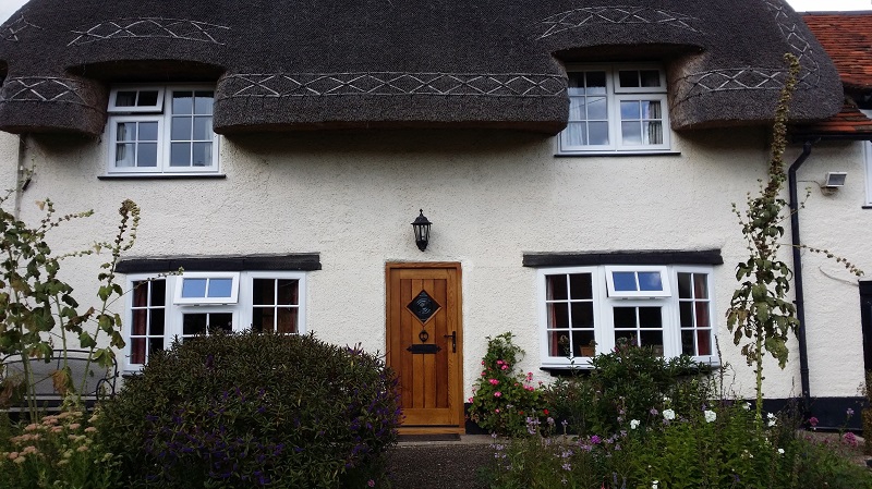 Kirkman thatched cottage