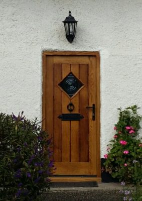 Kirkman thatched cottage